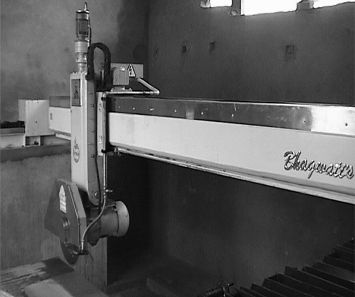 Universal Edge Cutting MACHINE